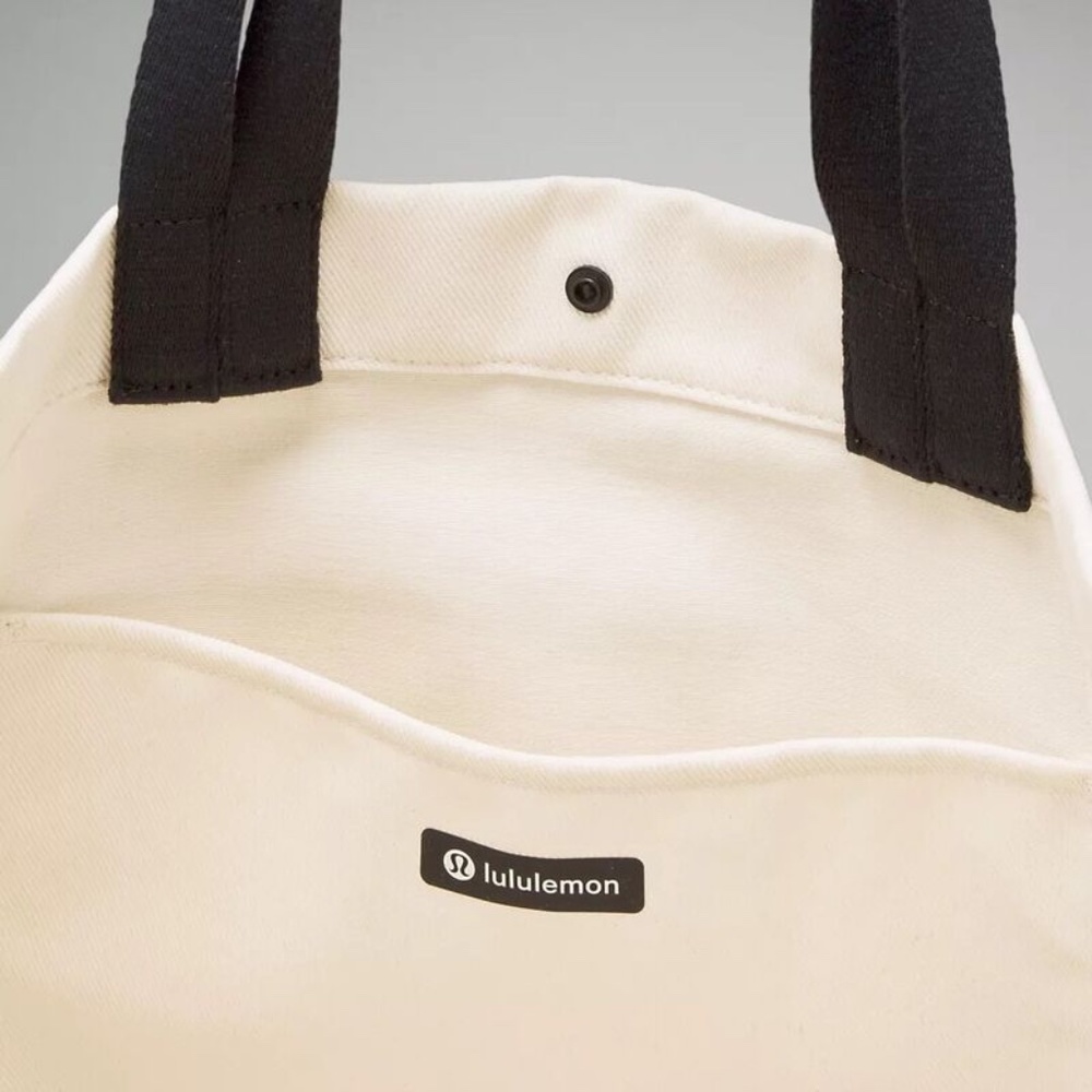Lululemon Double Handle Canvas Tote Bag 17L - Picture 2 of 3